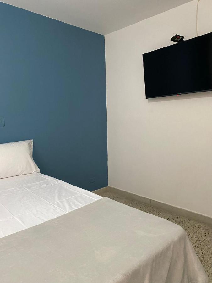 Aparta Hotel Mediterraneo Estadio Медельин Экстерьер фото