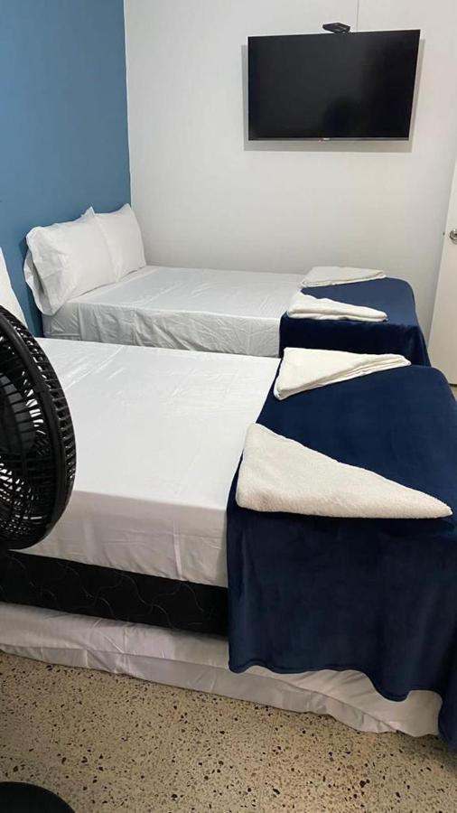 Aparta Hotel Mediterraneo Estadio Медельин Экстерьер фото